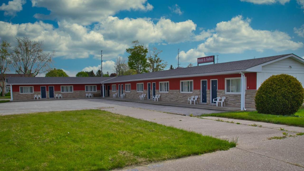 Maple Leaf Inn Kincardine Extérieur photo