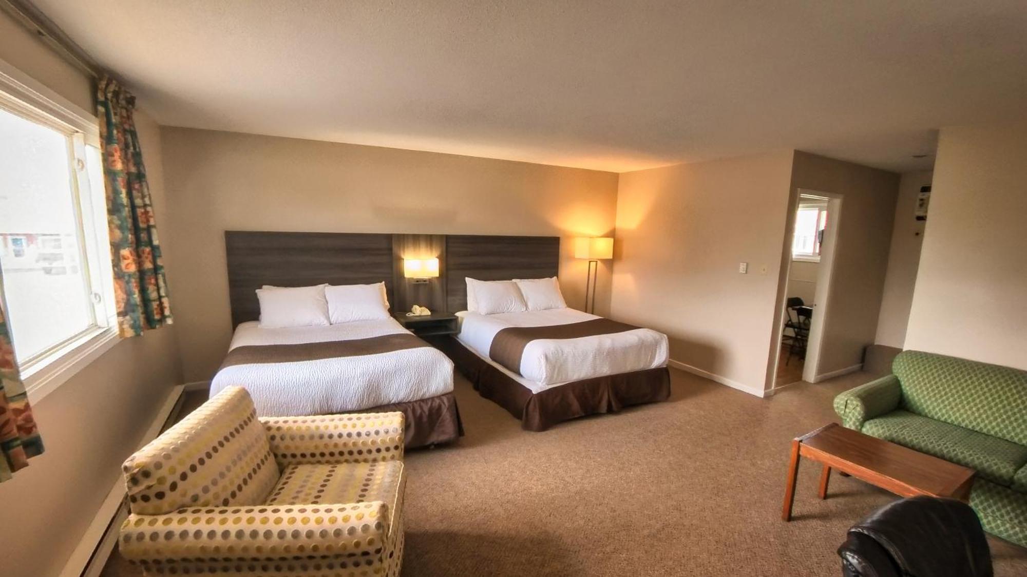 Maple Leaf Inn Kincardine Extérieur photo